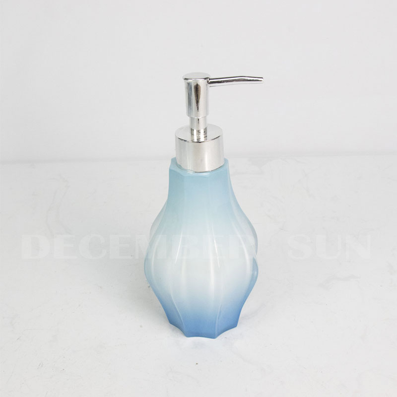 Distributeur de savon liquide moderne en résine