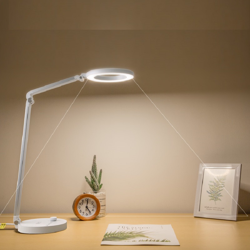 688l lampe de table à diodes électroluminescentes accordables avec interface USB