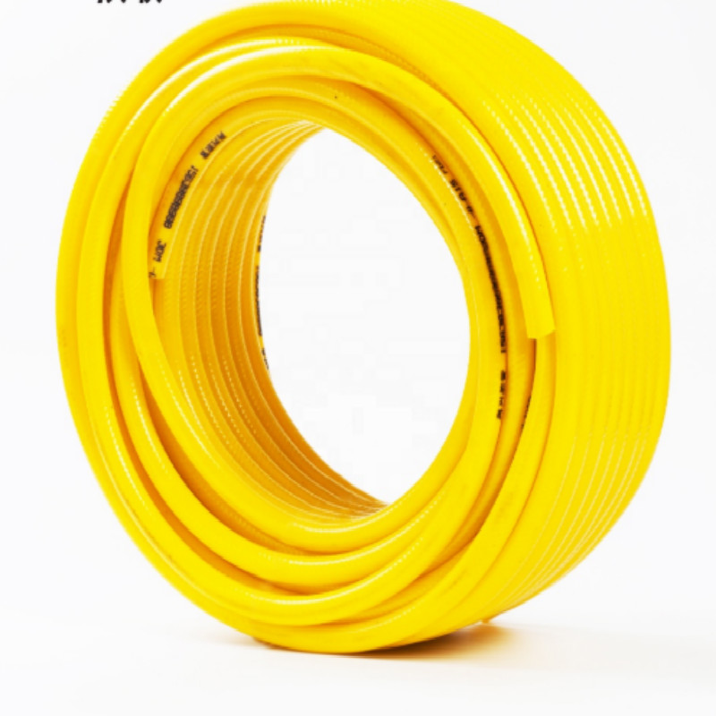 La couleur jaune pvc tressé renforce le tuyau d'eau de jardin en plastique pvc de l'usine chinoise