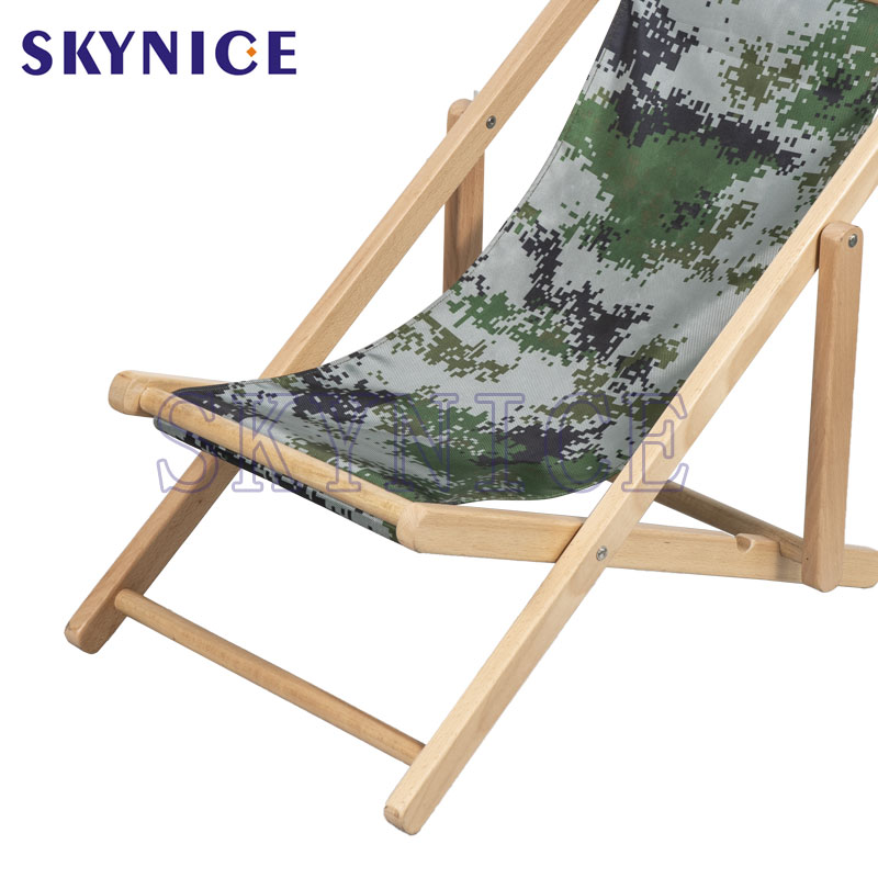 Chaise longue en bois pour enfants