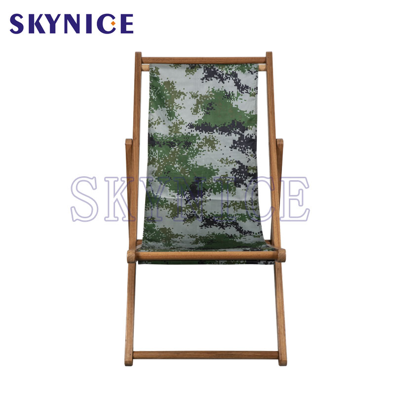 Chaise longue en bois