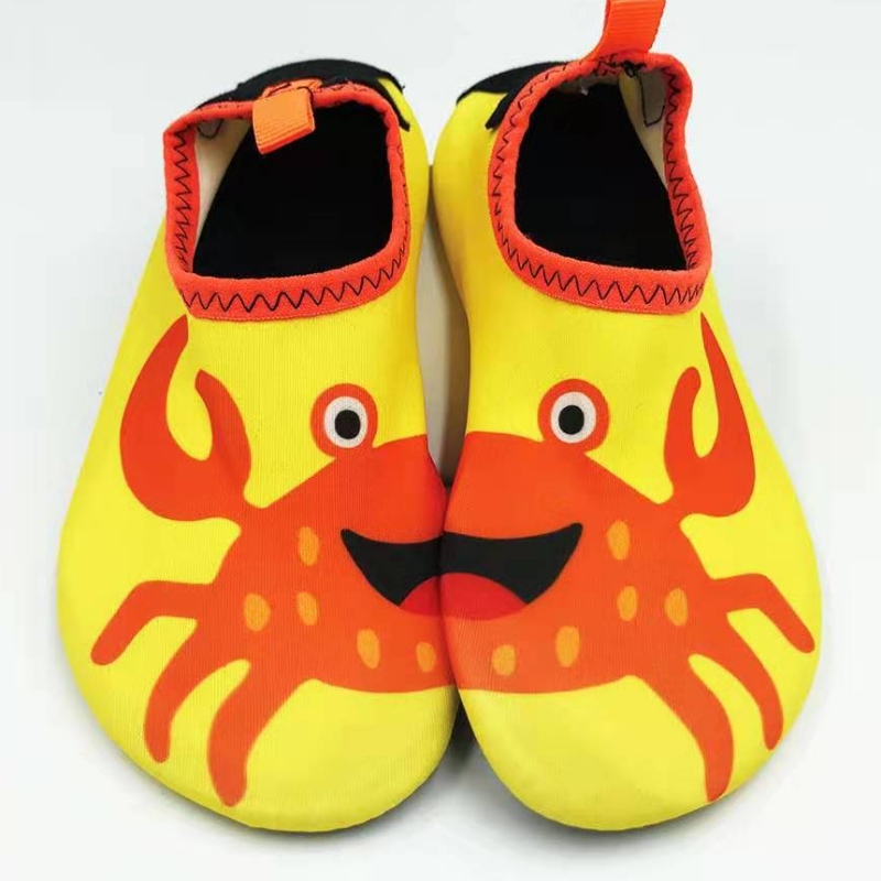 chaussures de natation d'eau