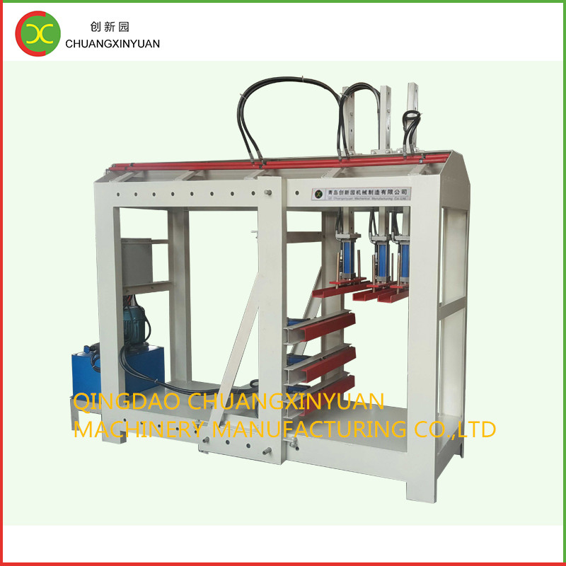 Machine d'assemblage de châssis en trois dimensions