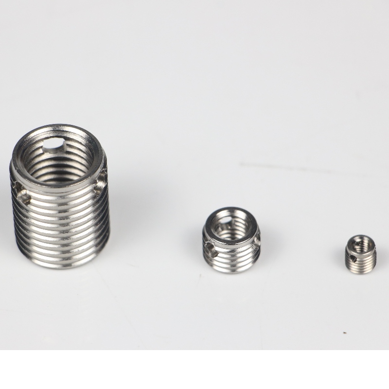 307 000 - 160 500 - 307 M16 * 2 * 20 * 2 * 16 L 3 trous sans épines