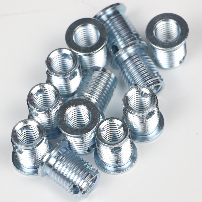 308 000 030.500 308 M3 * 0,5 * 5 * 0,6 * 6 Inserts filetés autotaraudants à 3 trous sans bavure 500K stock