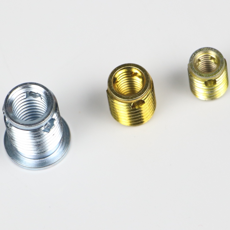 308 000 040.500 308 M4 * 0.7 * 6.5 * 0.8 * 8L inserts filetés autotaraudants à 3 trous sans bavure 500K stock