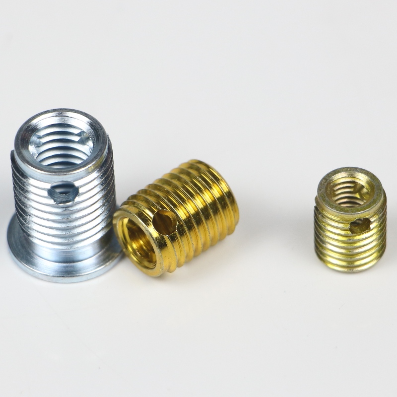 308 000 080.500 308 M8 * 1.25 * 12 * 1.5 * 14L inserts autotaraudants avec 3 trous sans bavures 500K stock