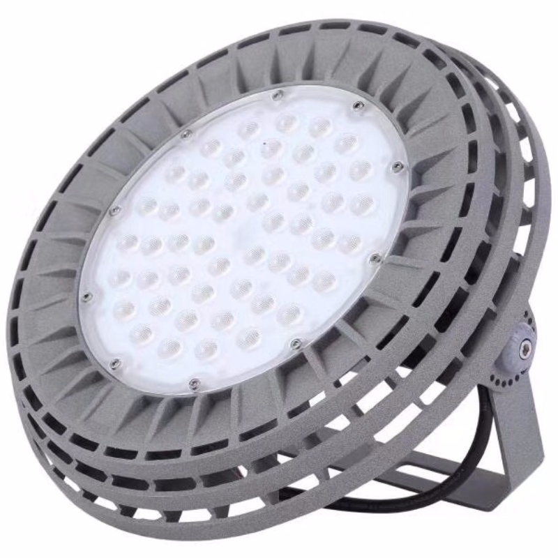 Les lumières à del highbay sont réparées pendant 5 ans.
