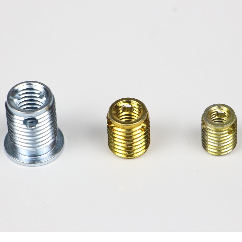 308 000 120.500 308 M12 * 1,75 * 16 * 1,75 * 22L inserts autotaraudants avec 3 trous sans bavures 500K stock