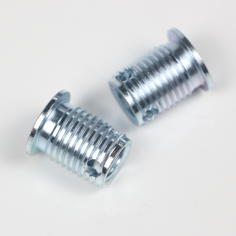 308 000 140.500 308 M14 * 2 * 18 * 2 * 24L inserts autotaraudants avec 3 trous sans bavures 500K stock