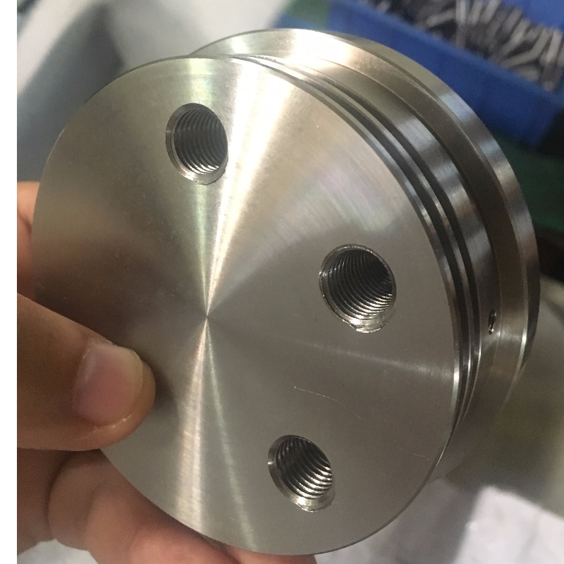 Pièces et accessoires de traitement numérique haute précision Ti - 6lv - 4V / TC4 / filetage M12