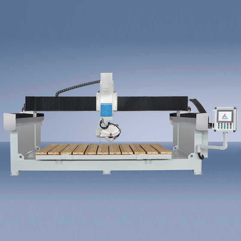 Centre de traitement de Pierre CNC