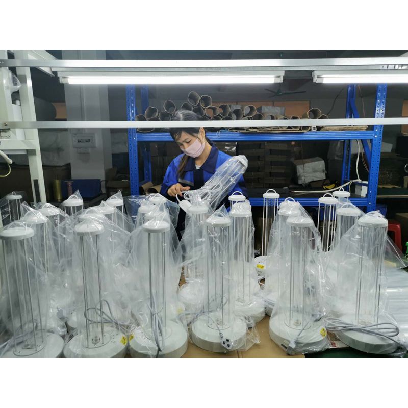 Lampe antibactérienne UV - UVC pour la stérilisation du coronavirus covid - 19