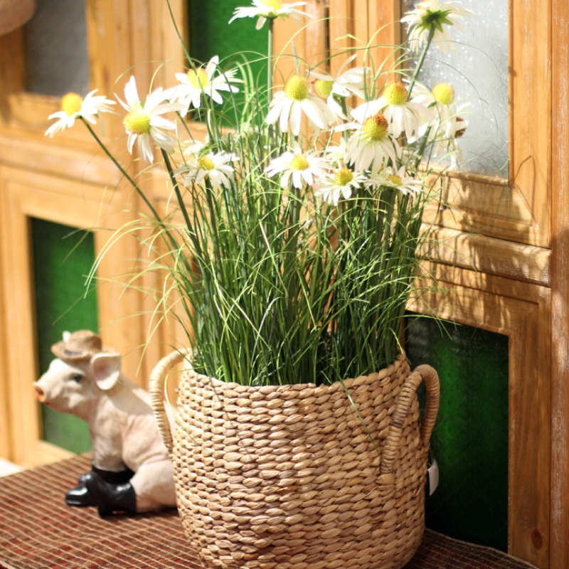 Panier de rangement en paille tissée