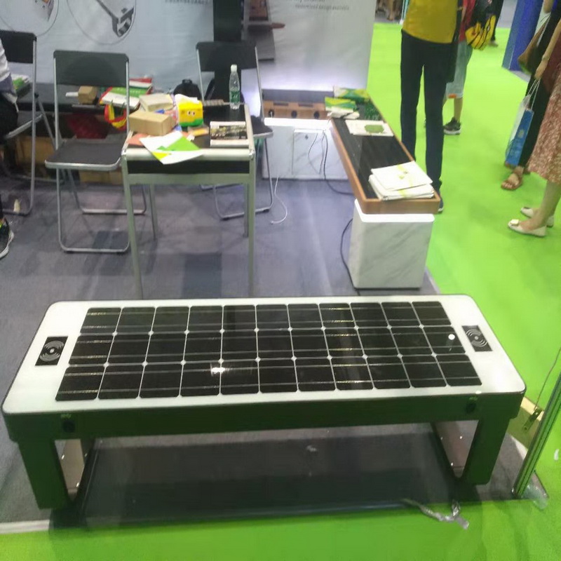 Hot Sale Nouveau Style solaire Power Cell Phone Station de charge extérieure pour Smart City
