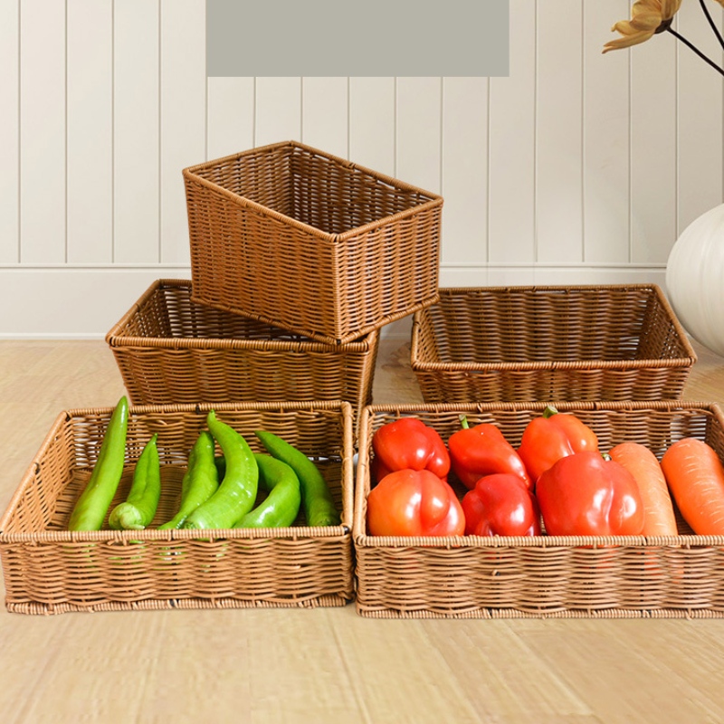 Supernarket et la boulangerie.