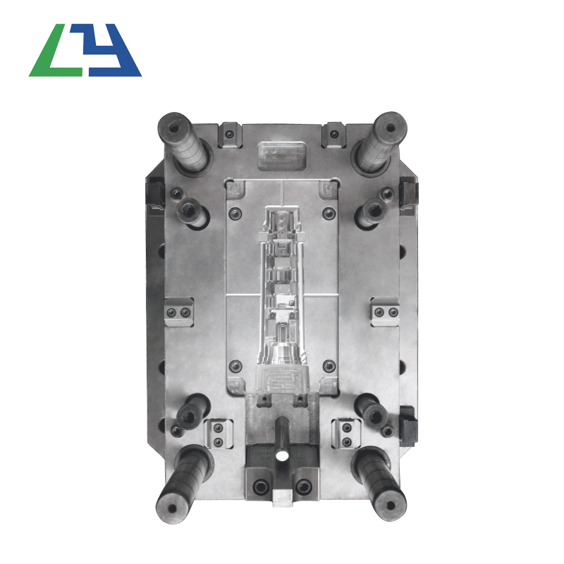 Fabricant de moules d'injection plastique / conception d'outillage