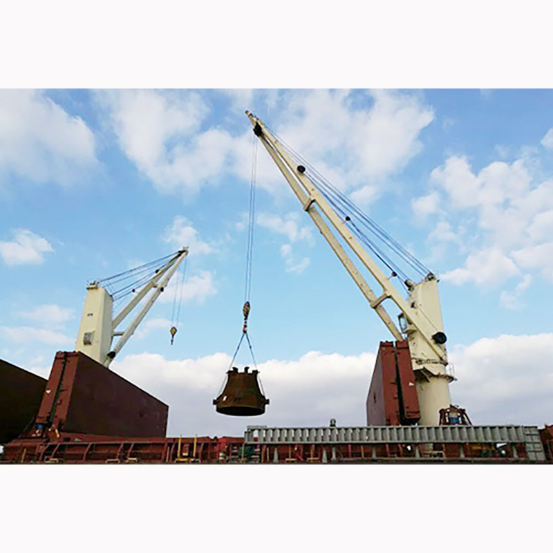 Grue pour bateau rotatif à bras télescopique