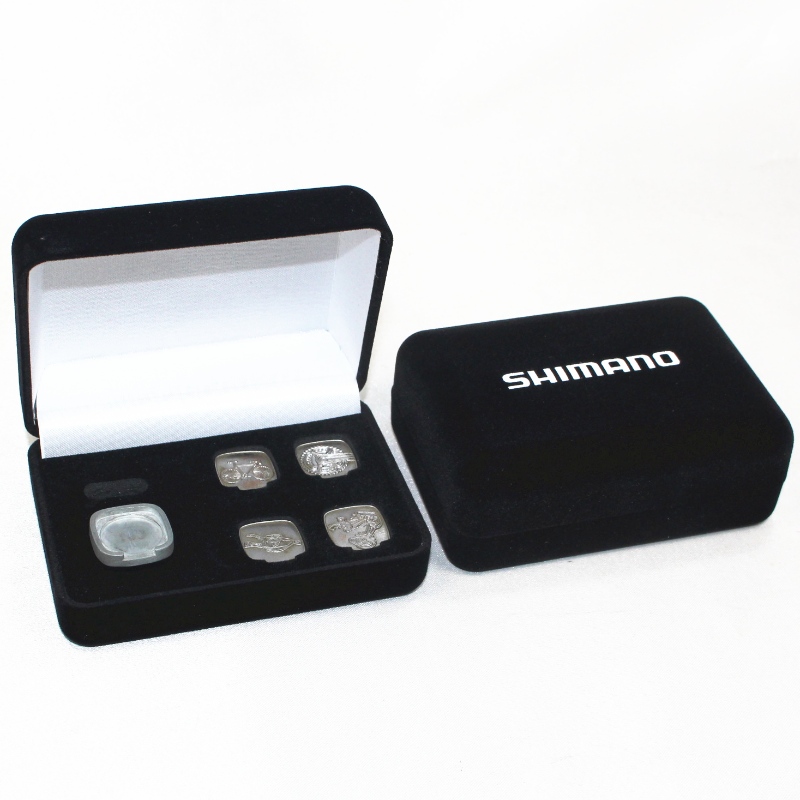 Produit D - 26l cercle de velours manches boîte, pince à cravate, MM.95 * 68 * 36, poids approximatif 65G