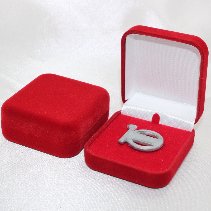 Projet F - 2S badges en velours circulaire et boîtes de monnaie, MM.52 * 57 * 25, environ 26g.