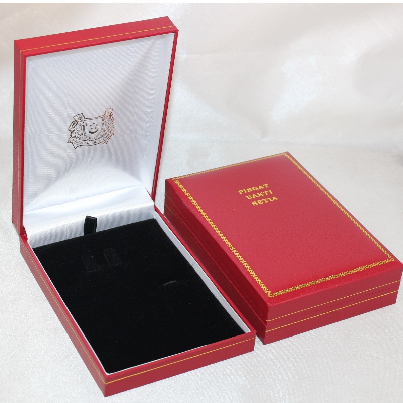 Article V-15S rectangle similicuir Boîte en papier pour médaille 75 * 120 mm, pièce de monnaie et badge, etc. mm. 97 * 143 * 34, poids environ 170g