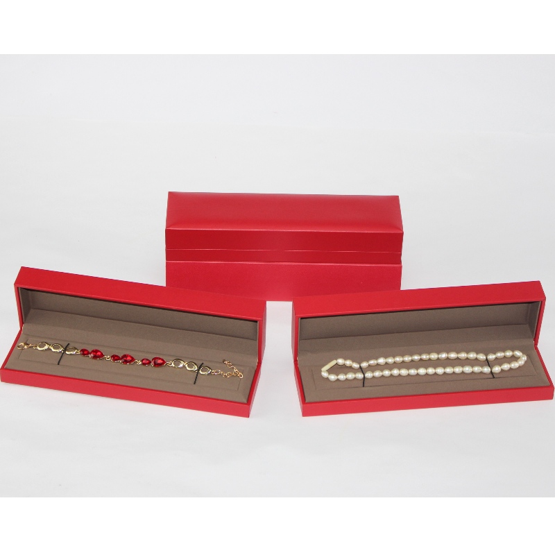 Fine jewelry Packaging box customized High Quality Red bijou collier bracelet box, sponge mousse, taille 243 * 65 * 40mm