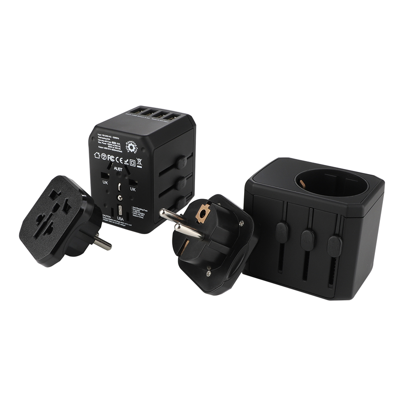 Common 4 USB port 5V / 6A standard Multi - usage Travel adapter