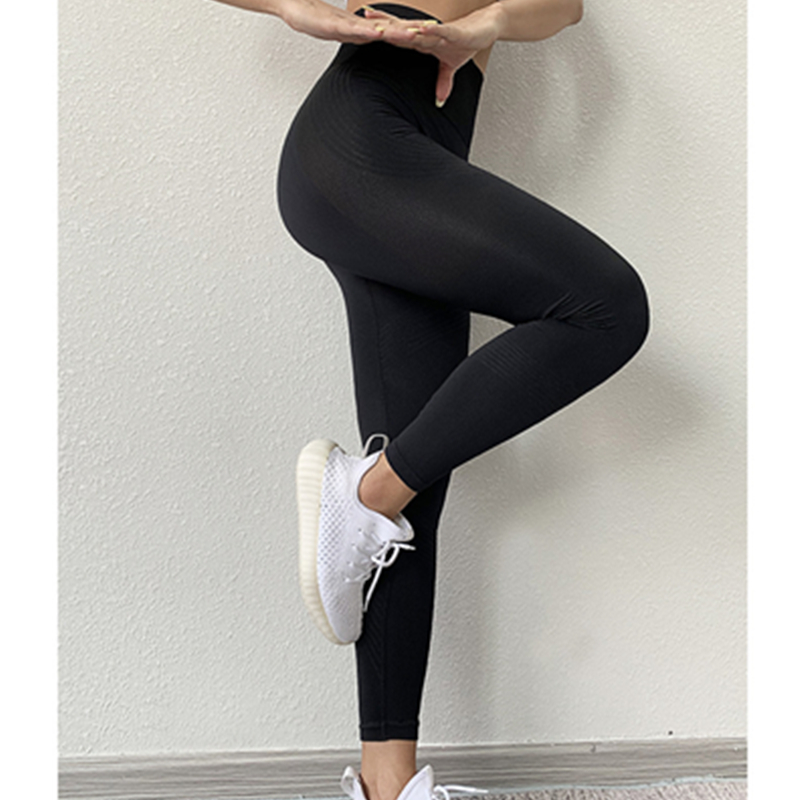 Pantalon serré pantalon de yoga taille haute pour femmes exécutant des pantalons de sport de fitness