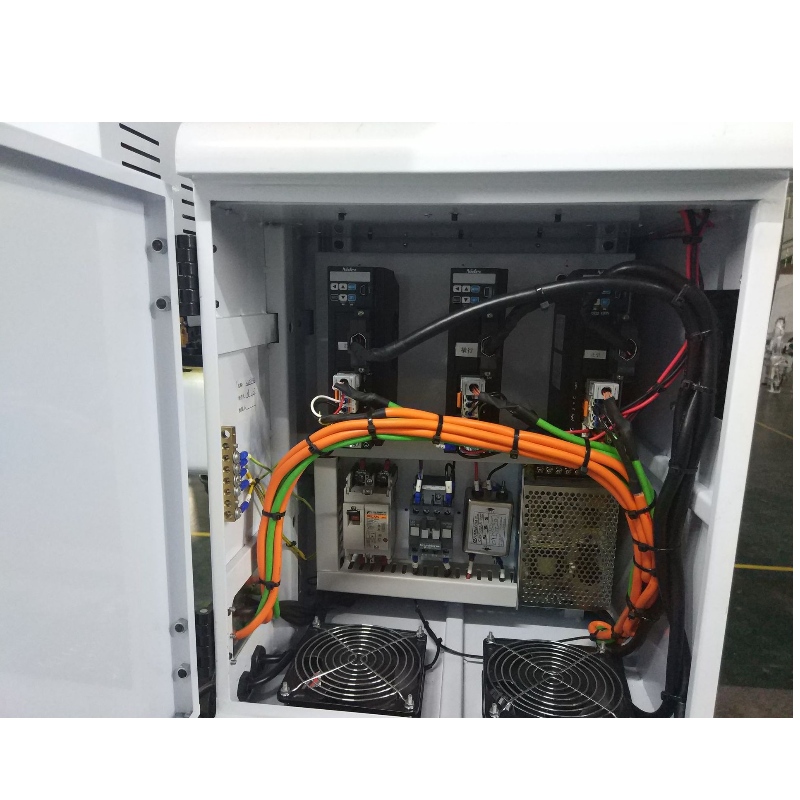 Chine usine grand trois manipulateur de machine de moulage par injection servo cinq axes