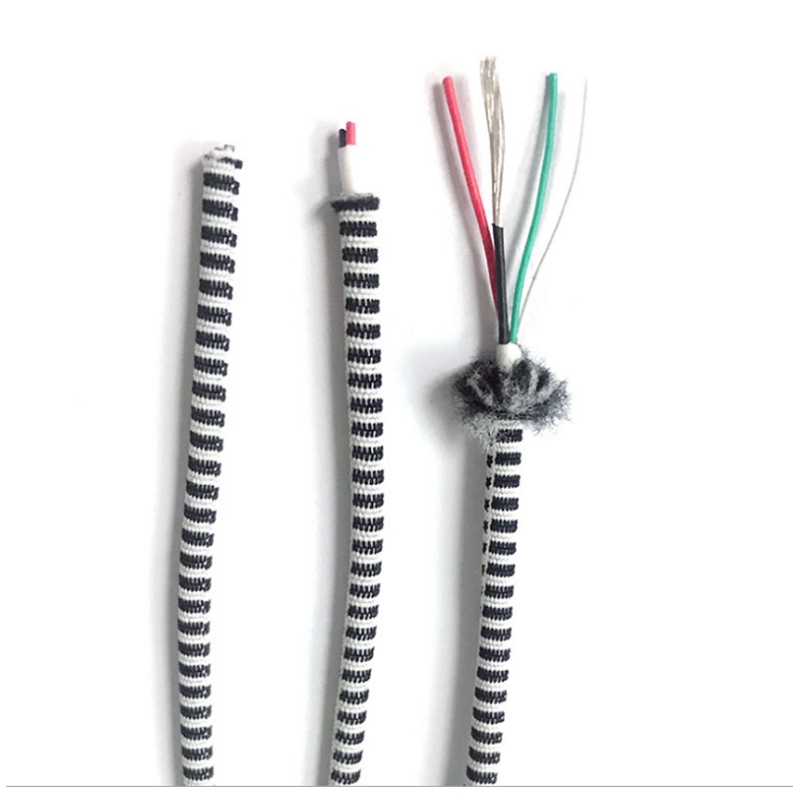 Câble de câble de données de téléphone portable Câble de câble tressé à bande 4 conducteurs en cuivre pur Câble de câble de charge USB micro