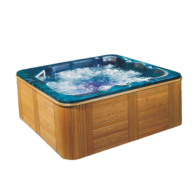 baignoire spa extérieure et piscine de massage avec 7 oreillers