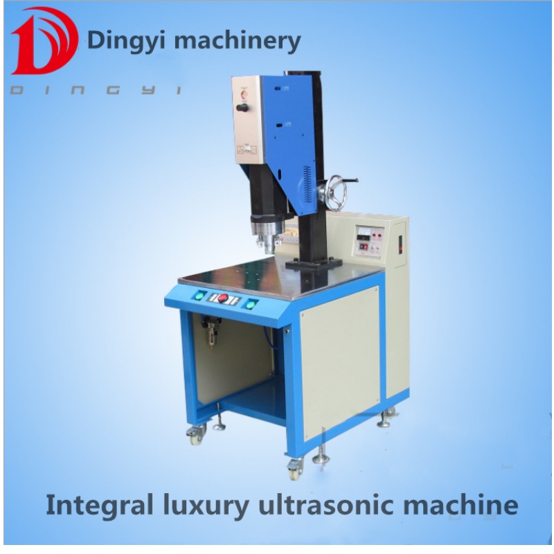 Machine de soudage par ultrasons en plastique