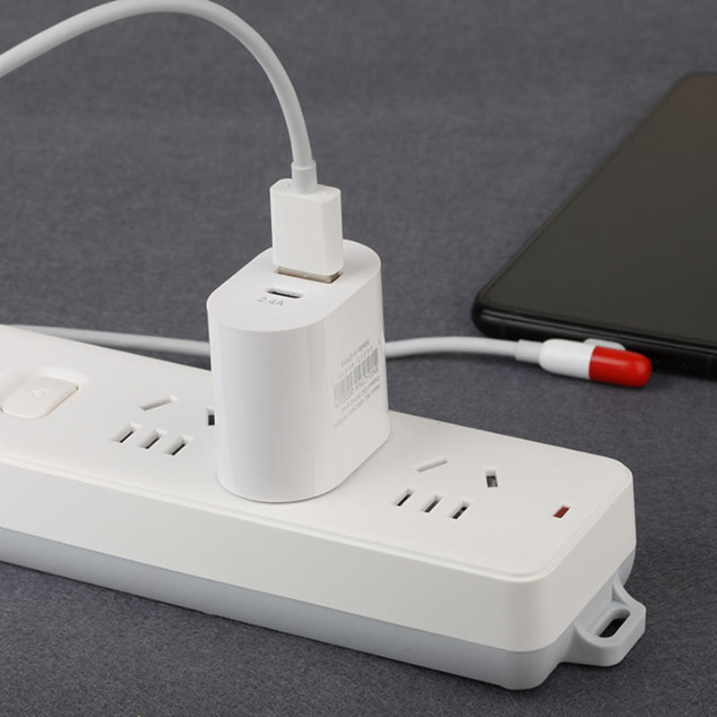 OEM adaptateur à paroi ultrarapide de type C QC - 3,0 - 18w chargeur PD USB - C adaptateur portable