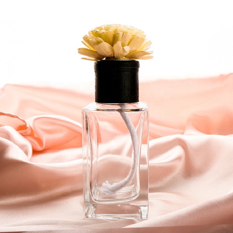 Bouteille en verre de diffuseur de roseaux de bâtons de rotin de haute qualité pour les soins personnels