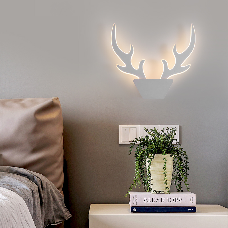 Applique murale à LED Zhongshan Art Deer Design avec contrôle intelligent pour chambre à coucher