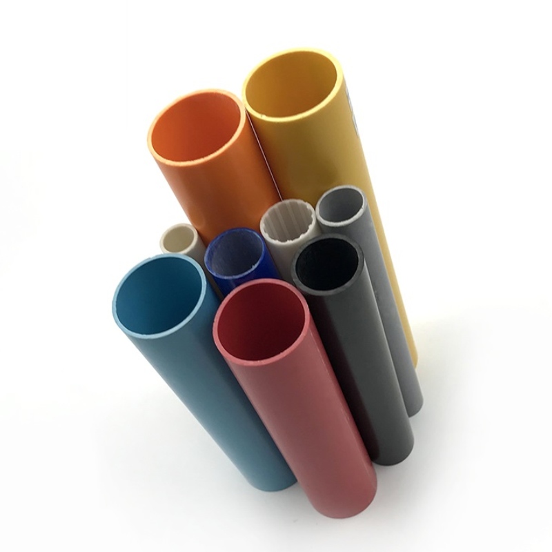 Profils en plastique extrudé inhabituels personnalisés pour une grande variété de matériaux de décoration intérieure de bureau de logement de bâtiment