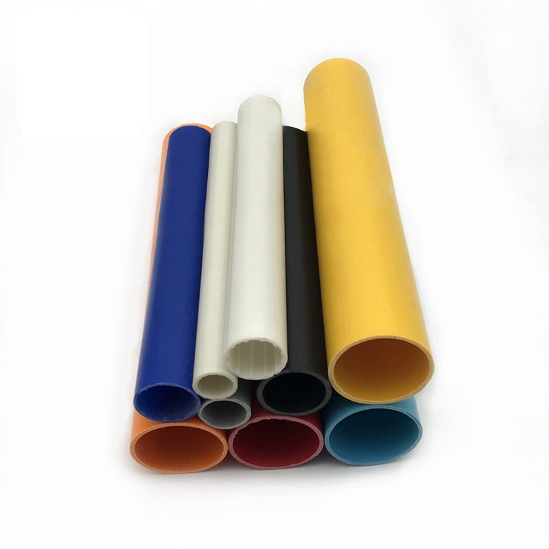 Matériel d'extrusion de tuyau en plastique de tube de PVC de taille et de couleur faites sur commande non standard