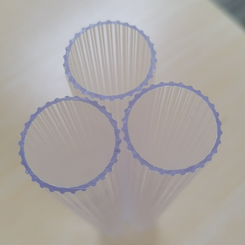 Co-extrusion à double couleur Effacement d'extrusion d'extrusion de polycarbonate transparent des profils de couverture d'éclairage LED