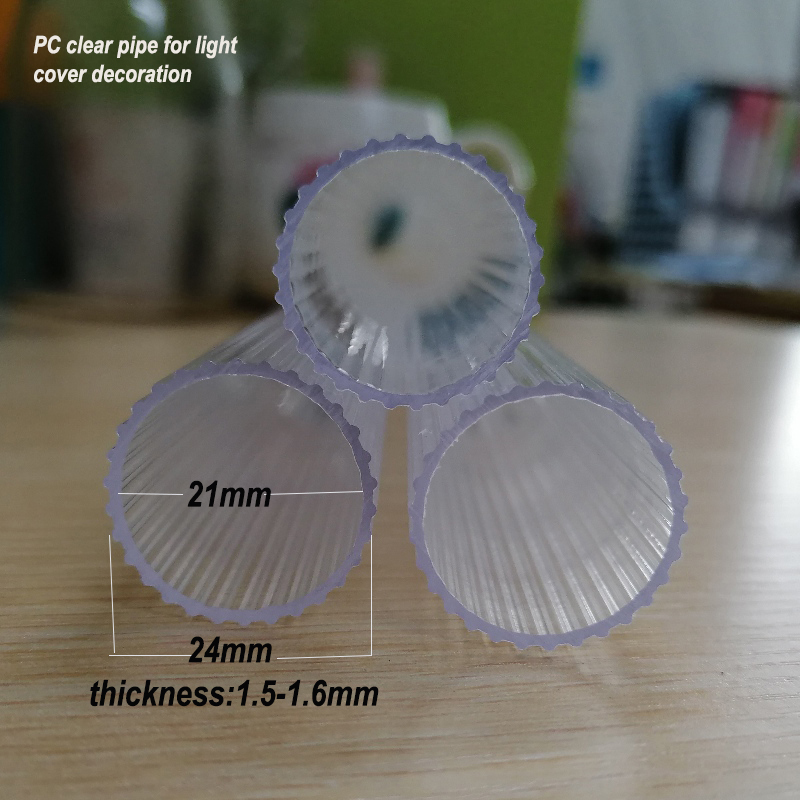 Co-extrusion à double couleur Effacement d'extrusion d'extrusion de polycarbonate transparent des profils de couverture d'éclairage LED