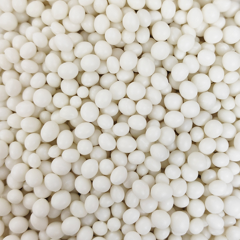 Temps d'ouverture et vitesse d'alimentation de l'adhésif thermofusible dans la plaqueuse de chant