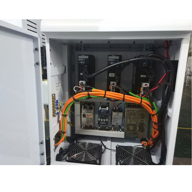 Le manipulateur de servomoteur AC le plus vendu de Ruibo Automation en 2020 est le manipulateur à cinq axes de la machine de moulage par injection