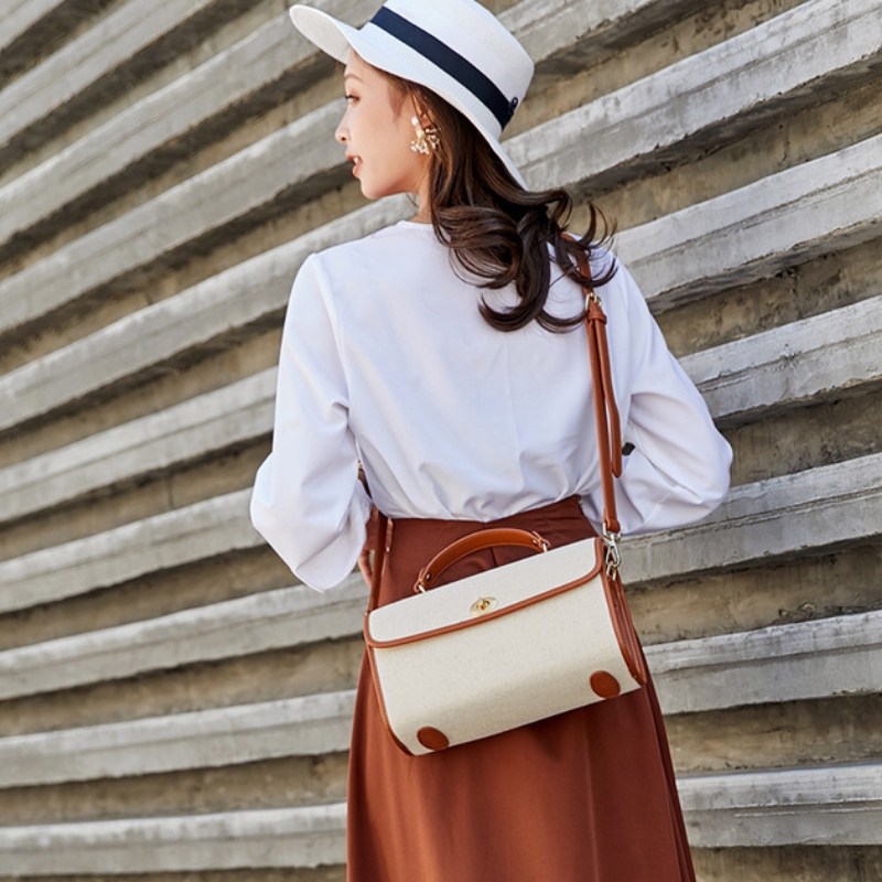 AUTOMNE ET HIVER NOUVEAU COTON ET HEMP SAIL PASSATIF PORTATIF PORTABLE SEAU FEMMES \\\\\\\\\\\\\\\\ S sac simple oreiller un sac à main à l'épaule en gros
