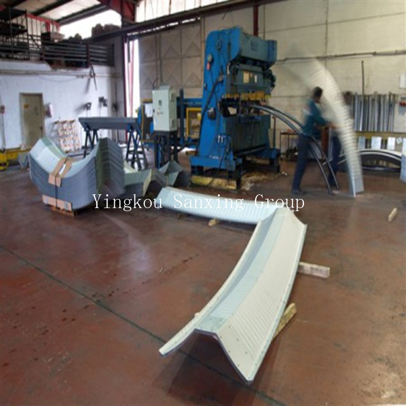 Machines pour la construction de toits métalliques à écrous et boulons