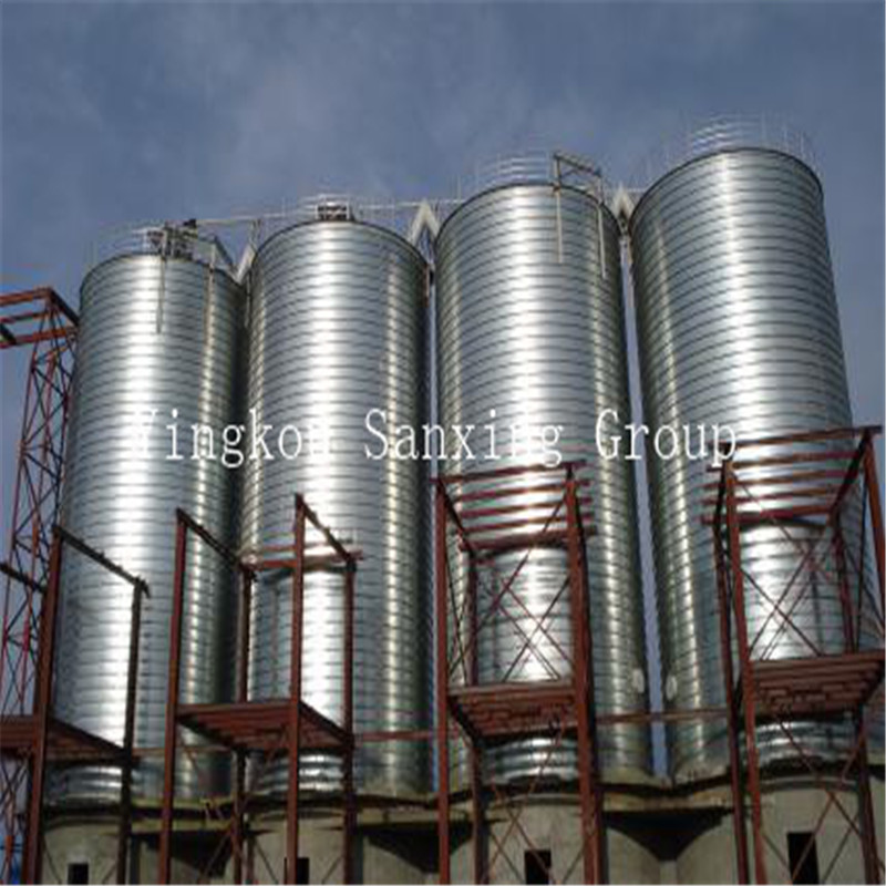 Machine à silos en acier à fente hélicoïdale