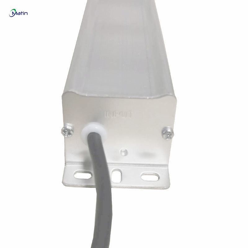 Source d 'alimentation électrique à diodes électroluminescentes à courant continu