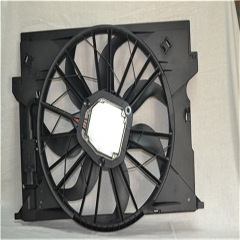 Ventilateur de radiateur A2115001693
