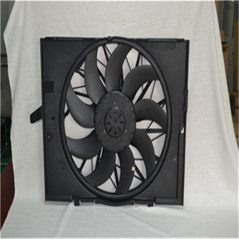 Ventilateur de radiateur pour BMW E60 OEM # 17427543282