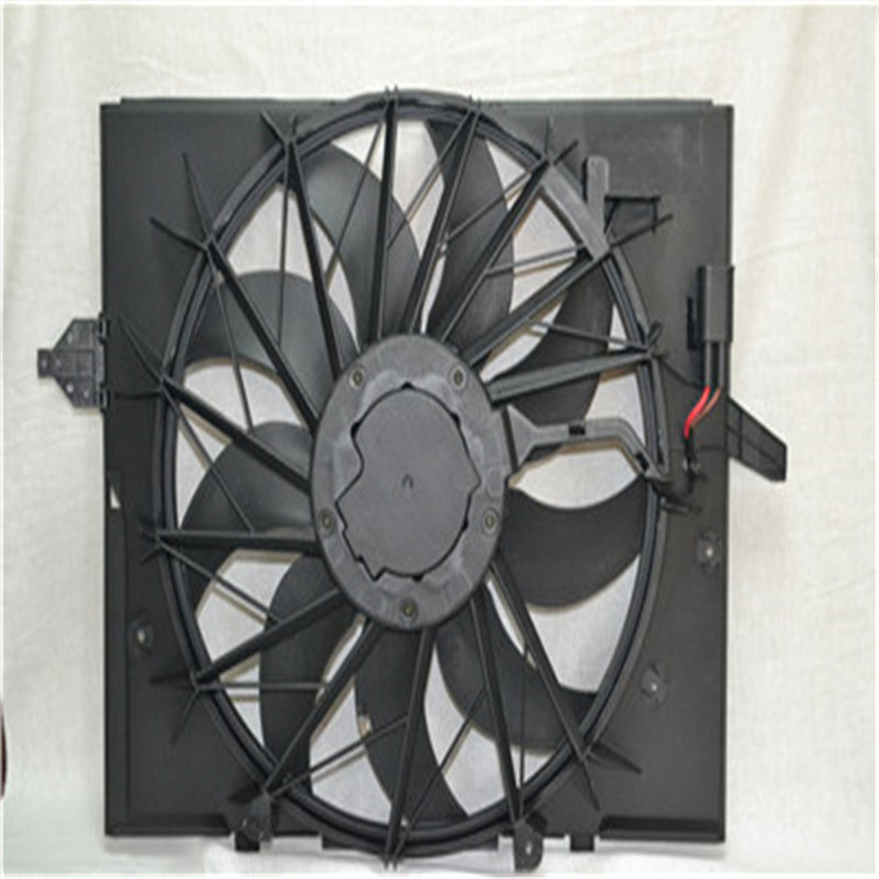 Ventilateur de radiateur pour BMW E60 OEM # 17427543282