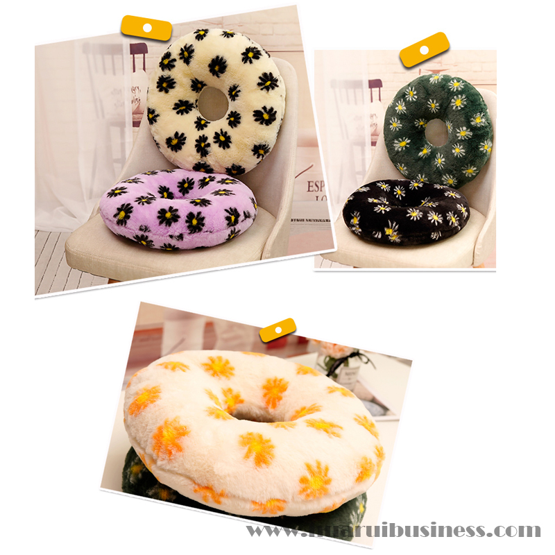 Daisy Printed Rabbit Velvet Donuts Pillow