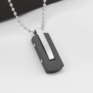 Vente en gros Collier pendentif en placage noir bicolore en acier inoxydable
